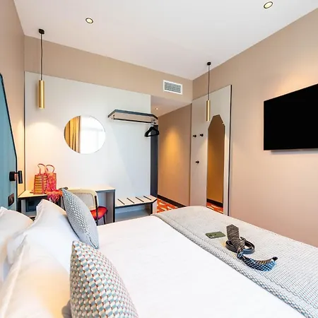 Casa Moho - Hotell Juan-les-Pins