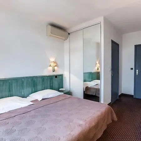 Casa Moho - Hotell Juan-les-Pins